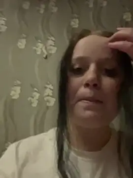 tiny lily  online show from April 20, 6:53 pm