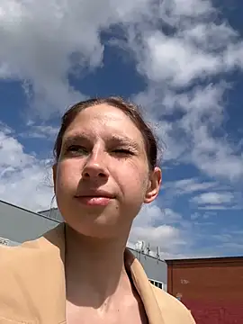 michelle lovique online show from June 26, 9:26 am