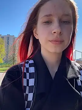 michelle lovique online show from May 8, 9:24 am