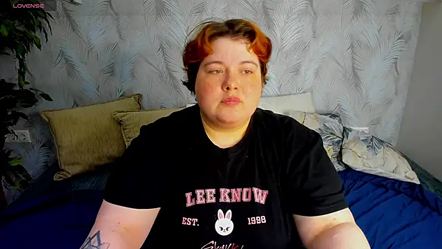 Sew Sunny online show from April 14, 12:48 am