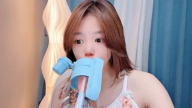 Lilababy00 online show from June 25, 4:54 am