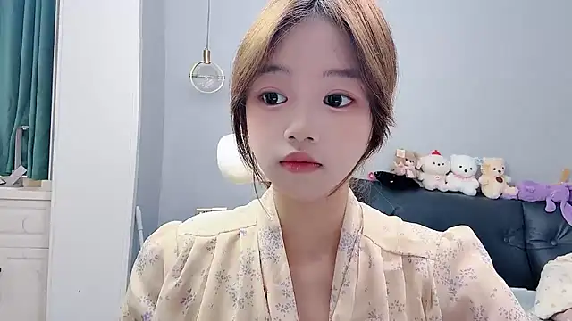Lilababy00 online show from May 29, 5:13 am