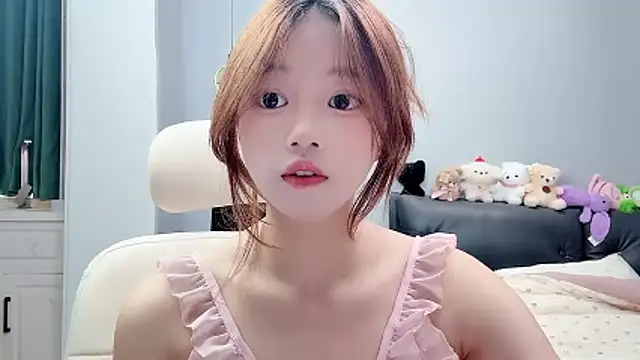 Lilababy00 online show from May 20, 3:36 am