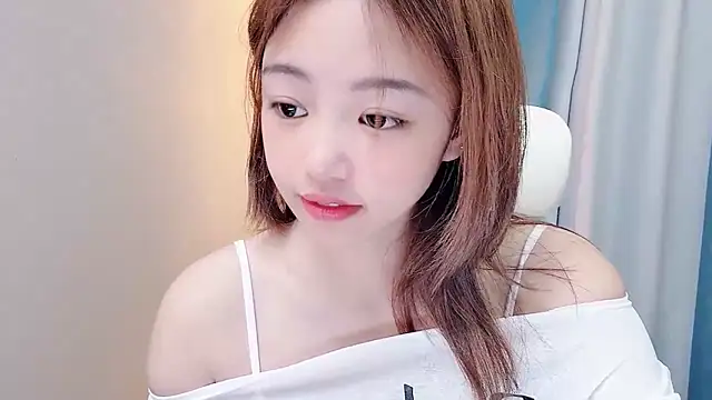 Lilababy00 online show from July 10, 4:34 am