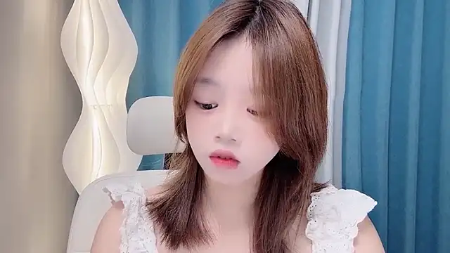 Lilababy00 online show from June 17, 6:24 am