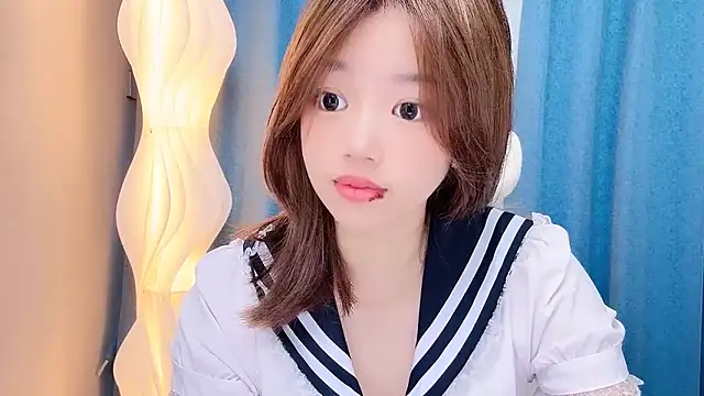 Lilababy00 online show from June 24, 4:44 am