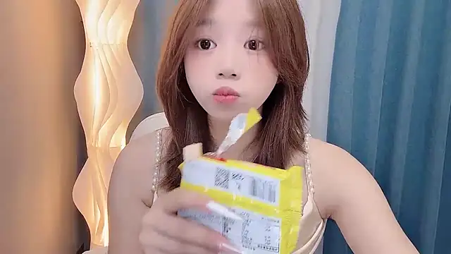 Lilababy00 online show from June 15, 10:26 am