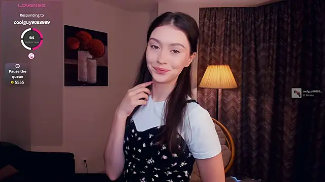 LibbieSchworm online show from May 14, 8:55 am