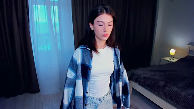 Snapshot of LibbieSchworm chatting on April 11, 5:15 am LibbieSchworm online show from April 11, 5:15 am