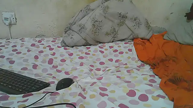 issabelaluna online show from April 29, 5:41 pm