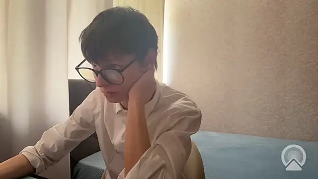 dalvos online show from April 18, 11:01 am