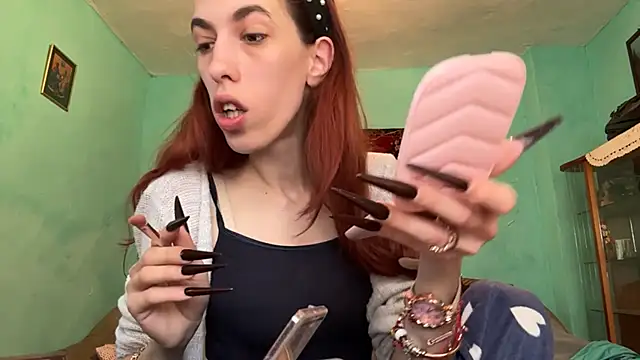 SharondaMcclerkin online show from April 10, 12:23 pm