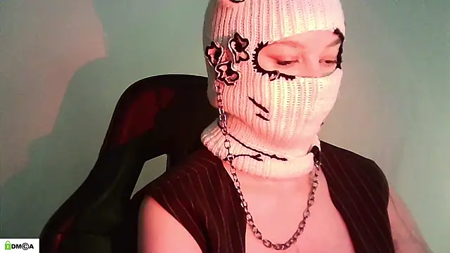 Lymalia online show from April 28, 2:27 am