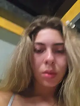 AylinRosee online show from July 7, 2:03 am
