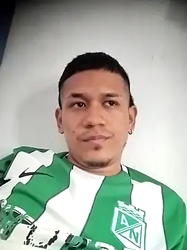 Snapshot of _Morenoo_Col_17cm chatting on April 7, 1:02 pm Morenoo Col 17cm online show from April 7, 1:02 pm