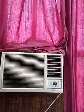 Snapshot of cute_dimple0 chatting on April 30, 10:44 am cute dimple0 online show from April 30, 10:44 am