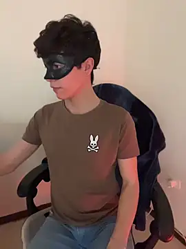 ojitosdegato online show from April 14, 4:45 pm