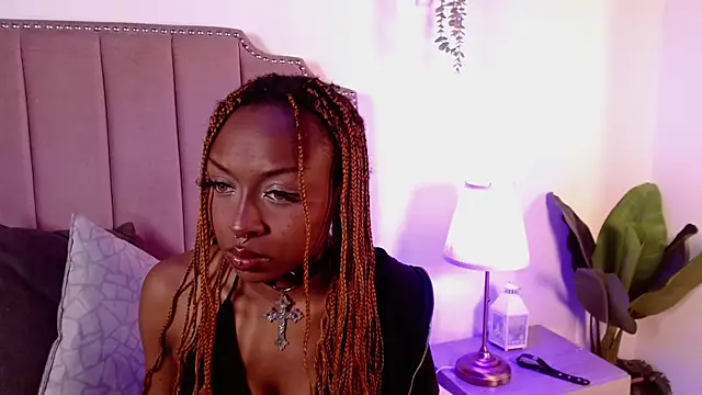 Midnigth bluee online show from April 10, 3:35 am