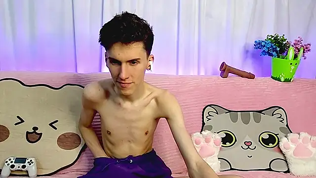 GoodBoyLuca online show from June 2, 11:27 pm