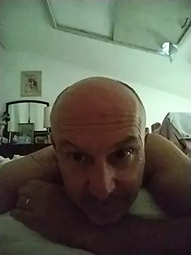 Snapshot of Rubicon_man chatting on June 29, 2:17 pm Rubicon man online show from June 29, 2:17 pm
