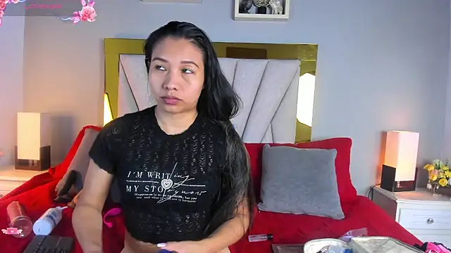 Snapshot of nymera_chaos chatting on June 3, 12:28 pm nymera chaos online show from June 3, 12:28 pm