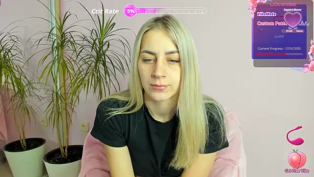 Monica Luno online show from May 22, 1:25 am