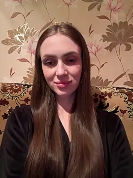 Snapshot of AlinaLove3213 chatting on July 1, 8:20 pm AlinaLove3213 online show from July 1, 8:20 pm