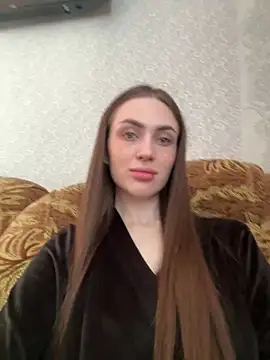 Snapshot of AlinaLove3213 chatting on April 17, 7:00 am AlinaLove3213 online show from April 17, 7:00 am