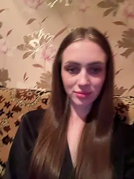 Snapshot of AlinaLove3213 chatting on July 7, 7:50 pm AlinaLove3213 online show from July 7, 7:50 pm