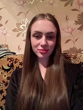 Snapshot of AlinaLove3213 chatting on July 13, 9:03 pm AlinaLove3213 online show from July 13, 9:03 pm
