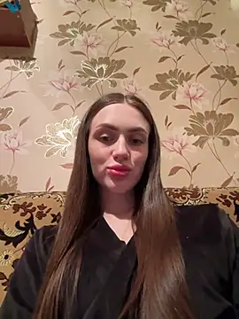 Snapshot of AlinaLove3213 chatting on May 17, 8:42 pm AlinaLove3213 online show from May 17, 8:42 pm
