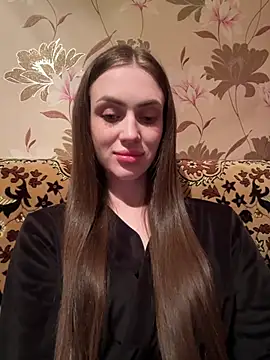 Snapshot of AlinaLove3213 chatting on July 10, 7:47 pm AlinaLove3213 online show from July 10, 7:47 pm