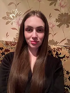 Snapshot of AlinaLove3213 chatting on June 15, 7:46 pm AlinaLove3213 online show from June 15, 7:46 pm