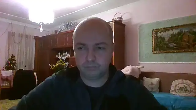 Snapshot of Luceriusbigass chatting on January 16, 6:16 pm Luceriusbigass online show from January 16, 6:16 pm