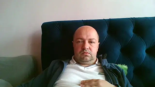 Luceriusbigass online show from May 16, 6:34 am