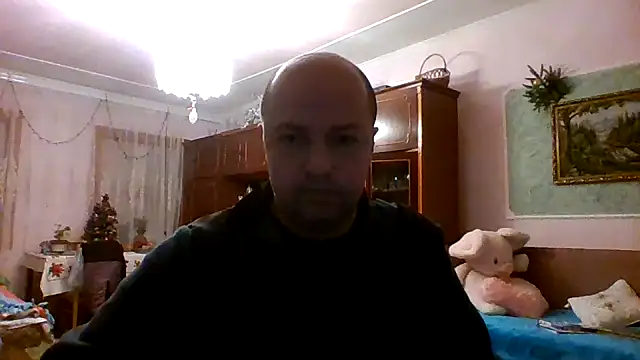 Snapshot of Luceriusbigass chatting on December 27, 4:21 pm Luceriusbigass online show from December 27, 4:21 pm