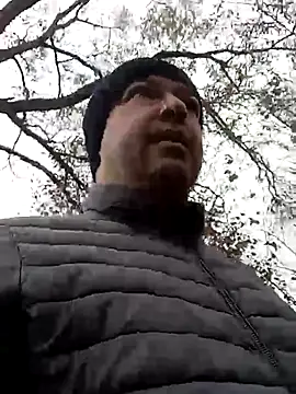 Snapshot of Luceriusbigass chatting on October 30, 6:44 am Luceriusbigass online show from October 30, 6:44 am