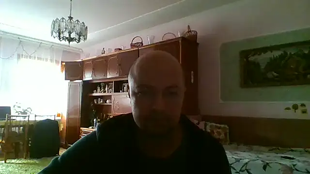 Snapshot of Luceriusbigass chatting on November 9, 9:02 am Luceriusbigass online show from November 9, 9:02 am