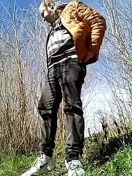 Luceriusbigass online show from April 24, 7:32 am