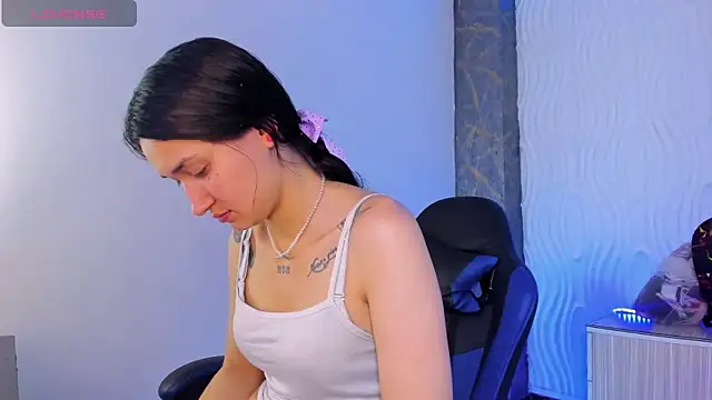Noah carter16 online show from May 13, 12:56 pm