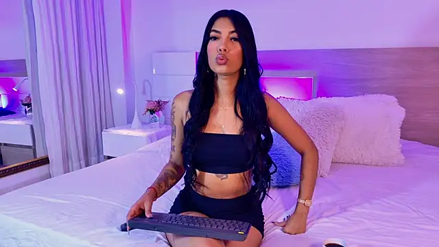 AlissonRossi online show from April 27, 11:30 am