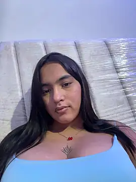 alanna22 online show from April 16, 3:13 pm