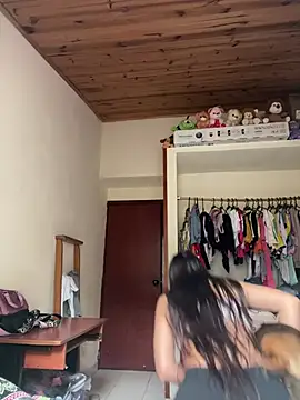 Snapshot of Kloe_zaf chatting on June 4, 8:46 pm Kloe zaf online show from June 4, 8:46 pm