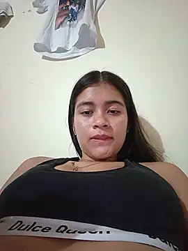 Snapshot of Kloe_zaf chatting on June 26, 5:24 am Kloe zaf online show from June 26, 5:24 am