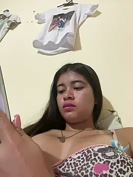 Snapshot of Kloe_zaf chatting on June 3, 8:37 am Kloe zaf online show from June 3, 8:37 am