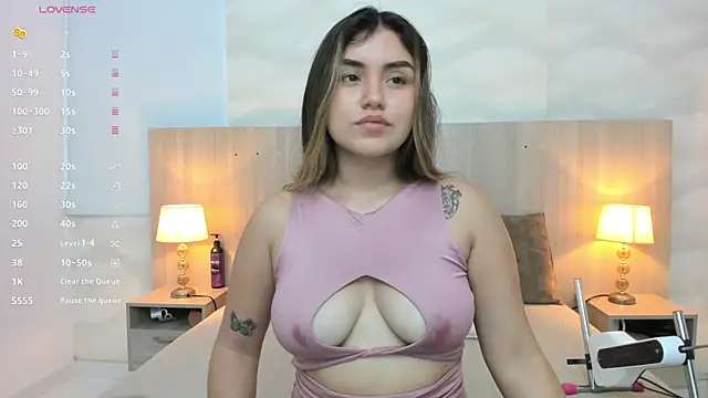 skinny laura online show from May 28, 11:38 am