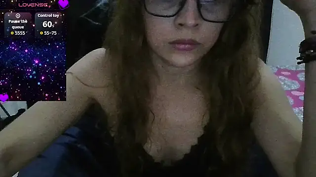 Lannah   online show from May 7, 2:38 am
