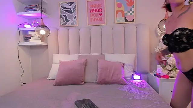 Victoria  lee online show from April 15, 3:23 am