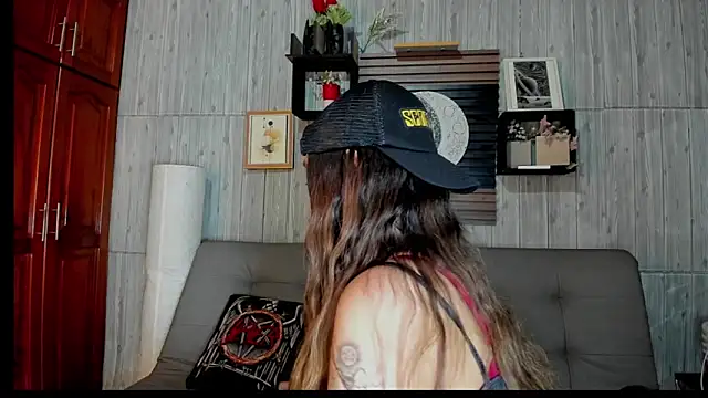 Alucarda666 online show from July 1, 8:53 pm