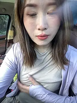 qin205205 online show from July 24, 11:12 pm